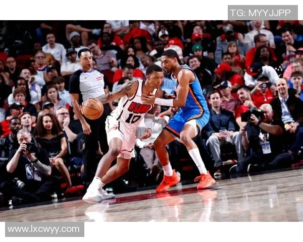 火箭与雷霆季后赛对决精彩直播回顾与分析九月三日不容错过 火箭与雷霆季后赛对决精彩直播回顾与分析九月三日不容错过