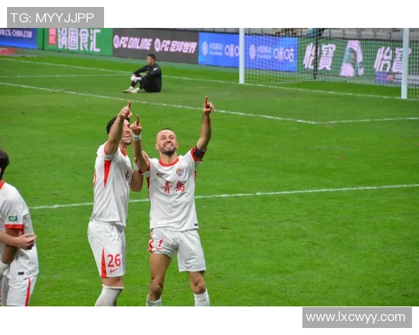 媒体人:北京国安要闭幕是假消息,想要协助国安的人有许多 媒体人:北京国安要闭幕是假消息,想要协助国安的人有许多